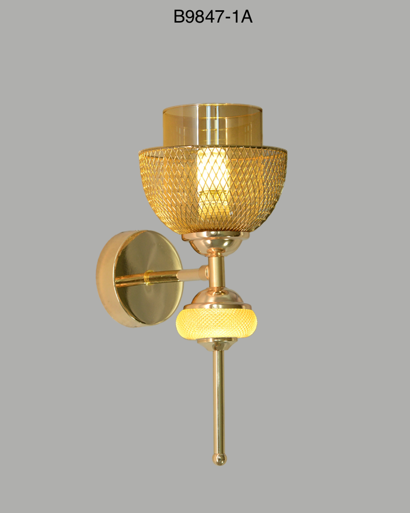 Amber Aura – Vintage Glass Light